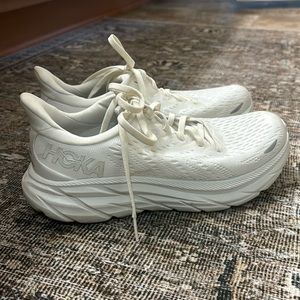 White Hoka Clifton 8 Size 7.5 women’s